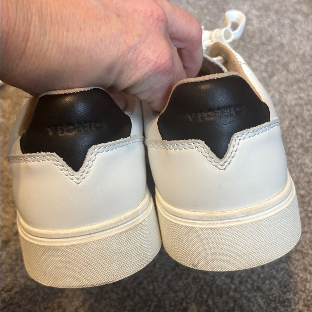 Vionic Kimmie Court Leather Sneakers - Picture 7 of 10